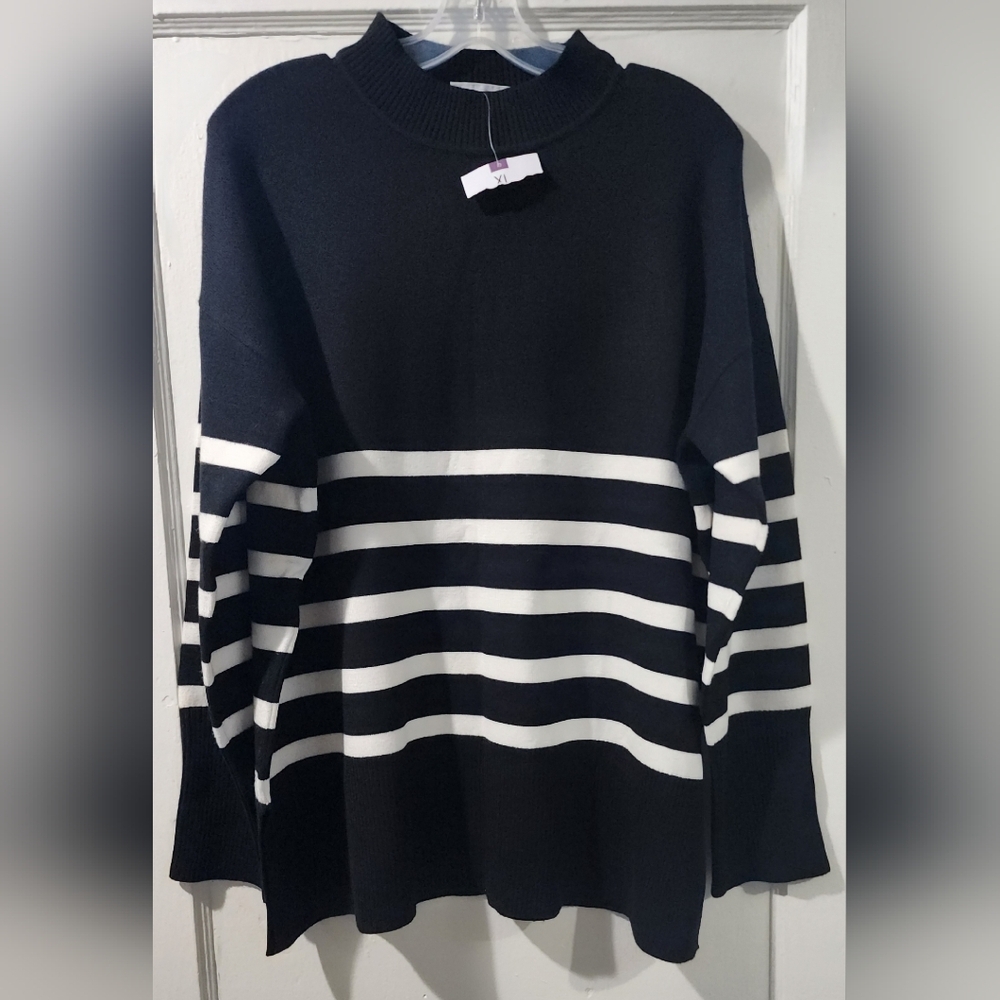 JANINA Classic Striped Mock-Neck Sweater (NWOT) Size XL🤍